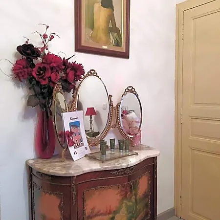Bed & Breakfast Mountain View Townhouse Quillan